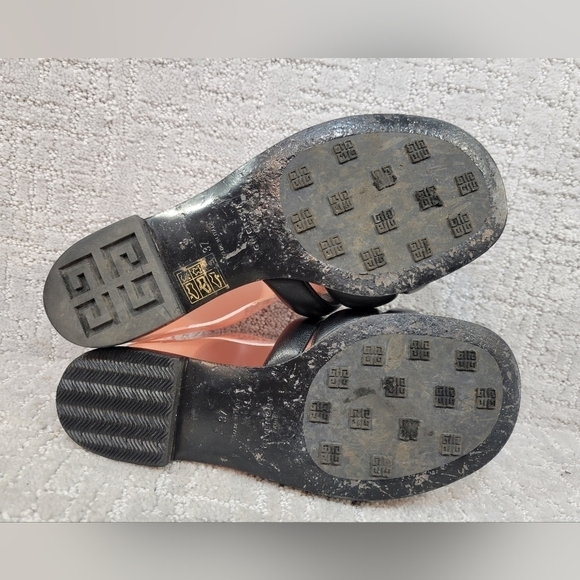 GIVENCHY G Logo Women's size 37 Black Slip On Leather Sandals - Picture 7 of 14